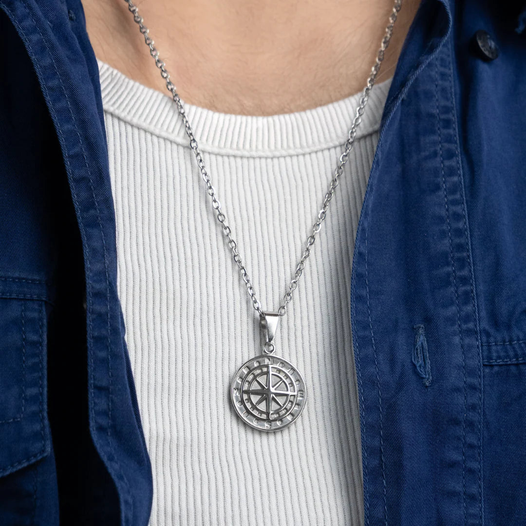 Compass Necklace | Silver